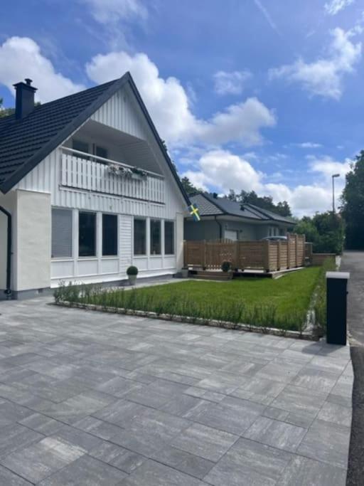 Exclusive Guesthouse Near The Ocean In Hovas Göteborg Exteriör bild